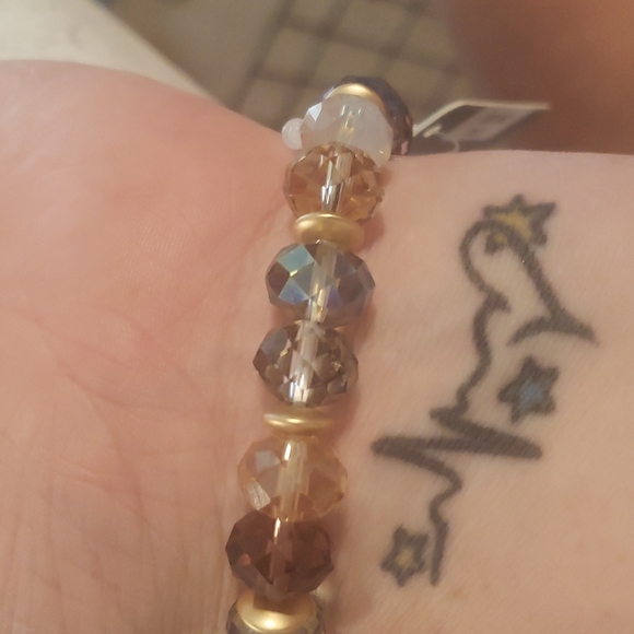 New boutique gold tone chunky beaded bracelet - Picture 7 of 7